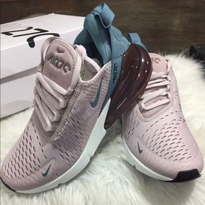 Nike Air Max 270 - brand new